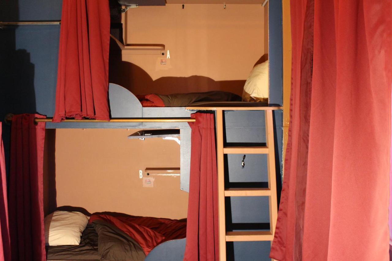 Redlight Historic Bunk And Speakeasy Hostel